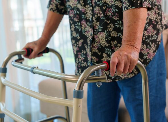 Padovi i ravnoteža posle 60: kako sprečiti najveći skriveni rizik
